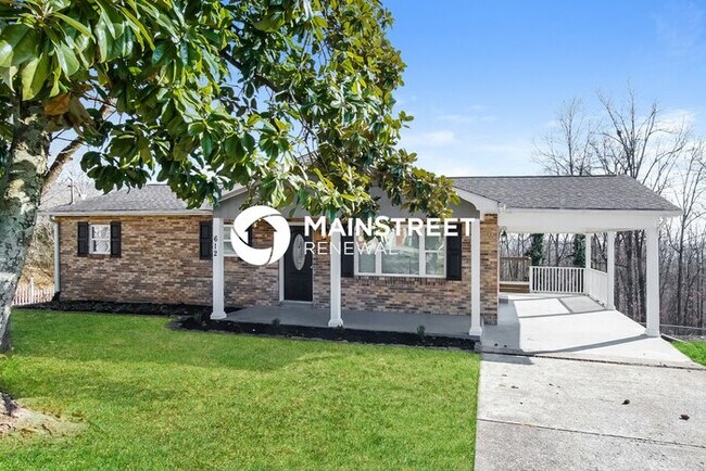 Foto del edificio - 4 Bedroom Pet-Friendly Home in KINGSTON, TN with Main Street Renewal