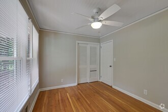 Building Photo - 2239 Fairburn Rd SW