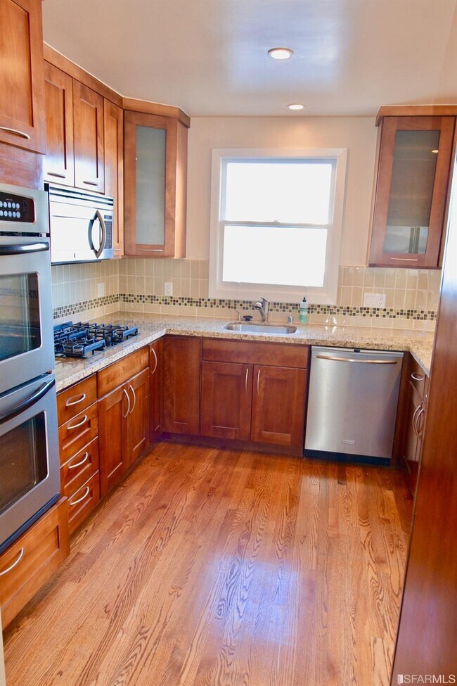 Foto del edificio - 59 Heather Ave