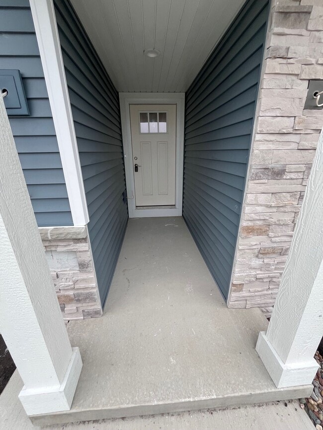 Foto del edificio - 3406 Green Pastures Ln
