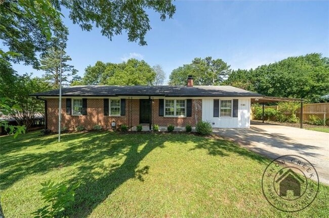 Building Photo - 1138 Highland Dr