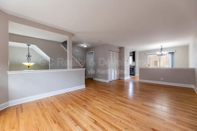 Foto del edificio - 8015 Windsor Dr