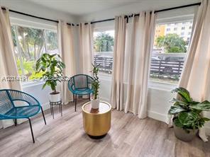 Foto del edificio - 1025 NW 55th St