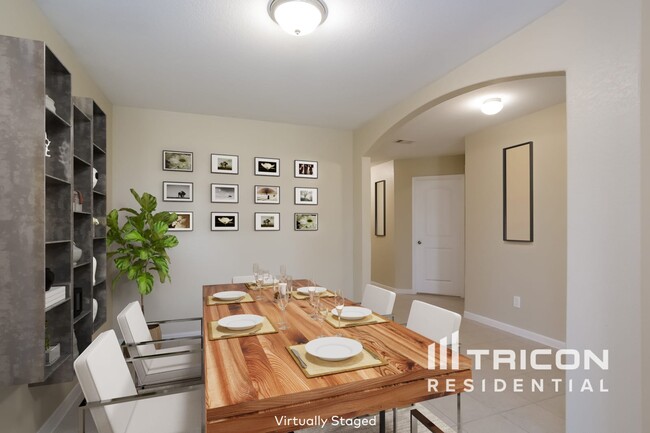 Foto del edificio - 616 Totem Trail Dr