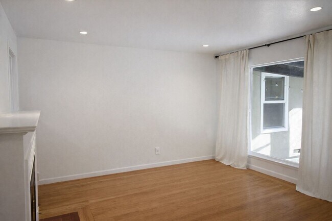 Foto del edificio - 5310 Callister Ave