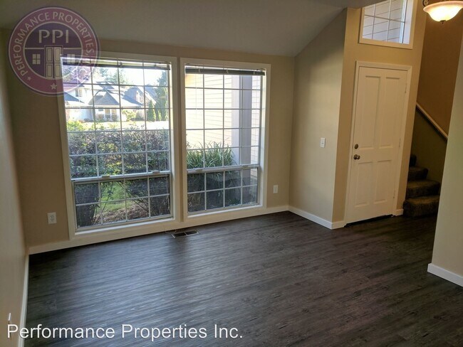 Building Photo - 3 br, 2.5 bath House - 15279 SW Thurston Lane