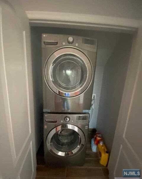 Foto del edificio - 47 Campbell Ave