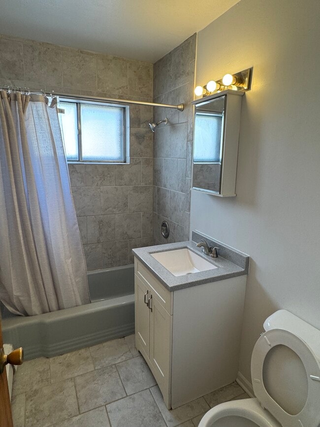 Foto del edificio - 1948 Oak St