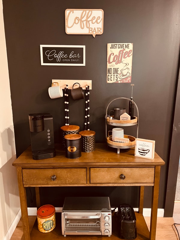 Building Photo - 303 Hill St