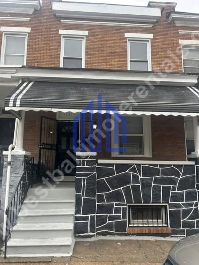Building Photo - 1237 N Curley St