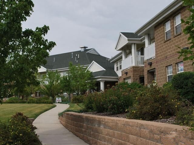 Building Photo - 11075 S Grape Arbor Pl