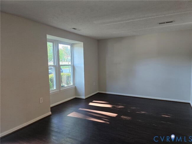 Building Photo - 4960 Finnegan Ct
