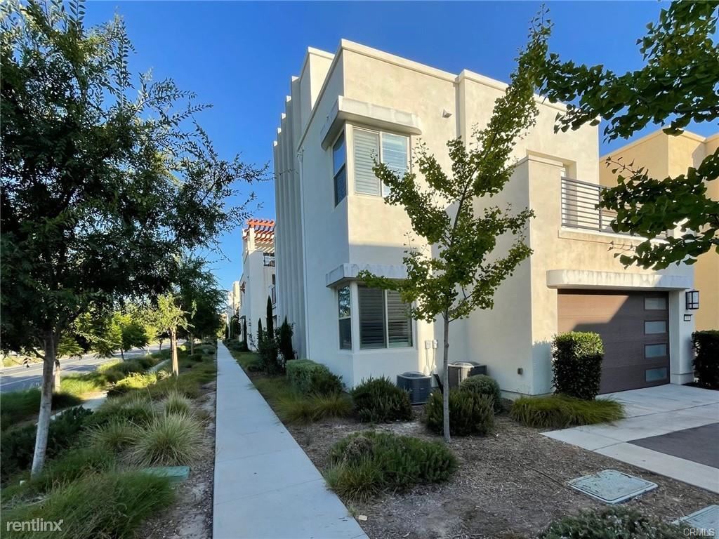 Primary Photo - 4 br, 3 bath House - 111 Stellar