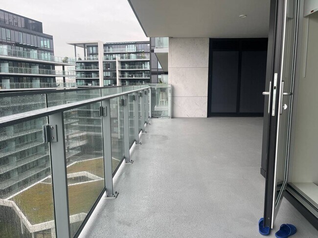 Photo du bâtiment - 903-6811 Pearson Way