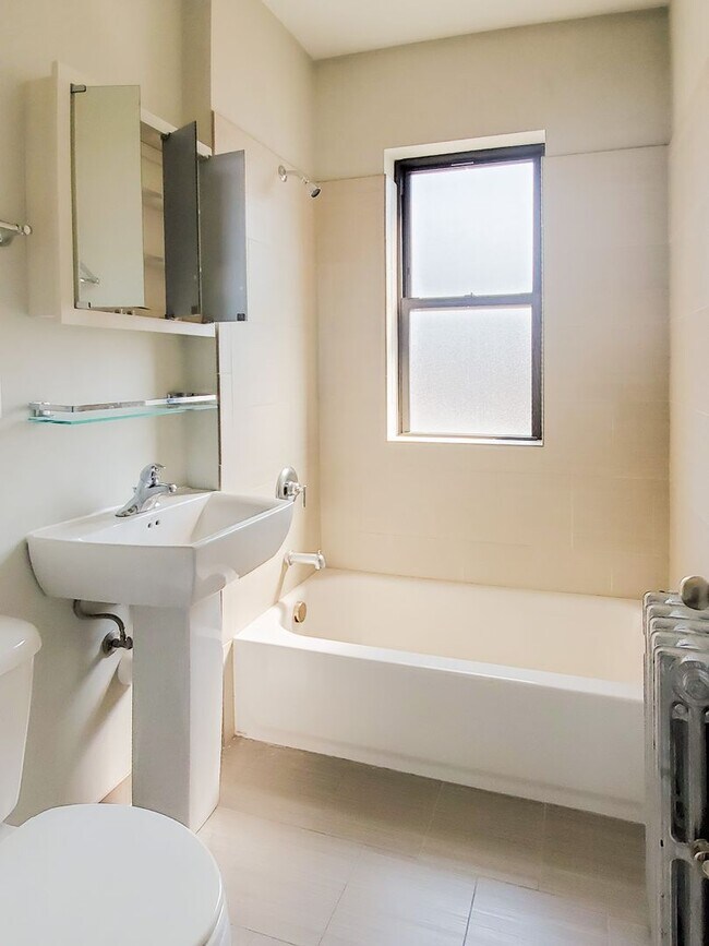 Foto del edificio - 4549 N Leavitt St