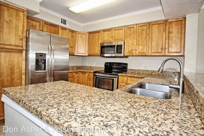 Foto del edificio - 2 br, 2 bath House - 14049 Fairway Island ...