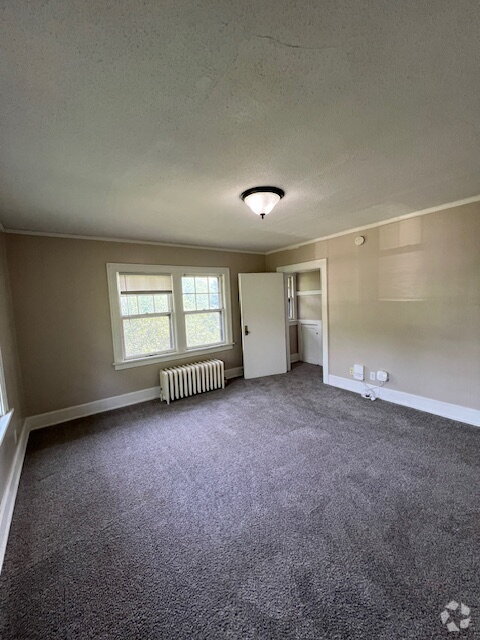 Building Photo - 1137 44th St