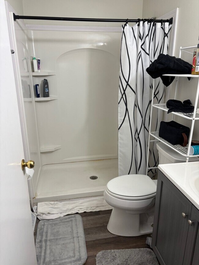 Foto del edificio - 413 N East Ave