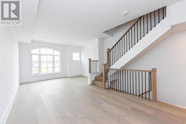 Building Photo - 130 Joymar Dr