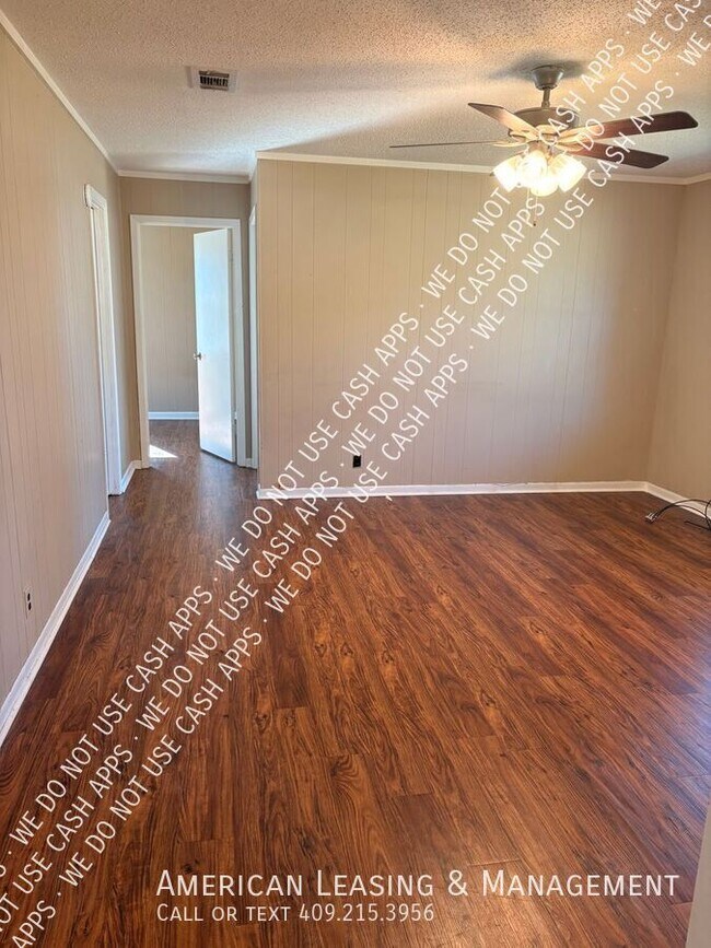 Foto del edificio - 281 S 2nd St