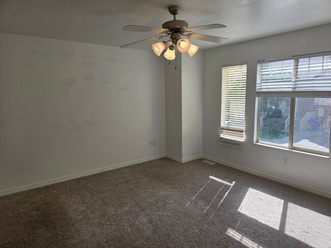 Building Photo - 1760 Pages Pl Dr