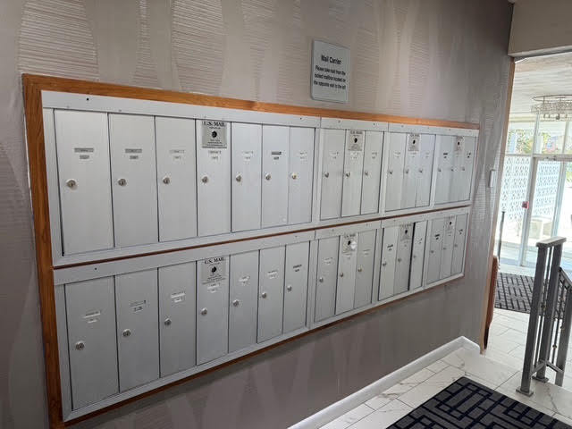 Building Photo - 2 Hammond Pond Pky