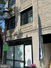 Building Photo - 405 York Rd