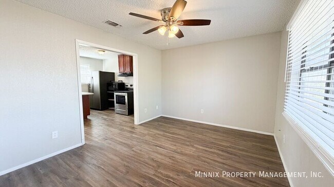 Foto del edificio - 7408 Fir Ave