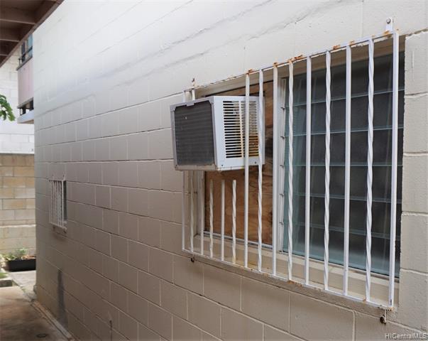 Building Photo - 1720 Algaroba St