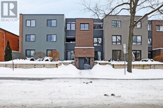 Building Photo - 142 Waverley St
