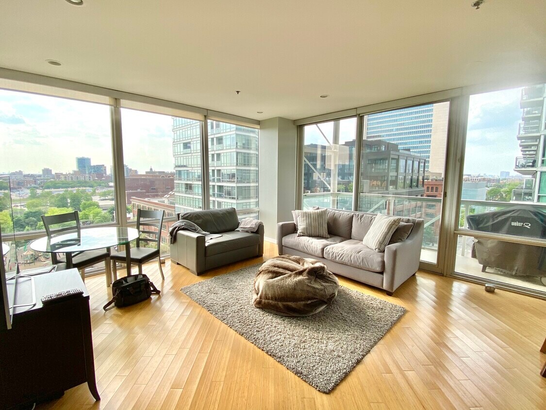 653 N Kingsbury St Unit 803, Chicago, IL 60654 Condo for Rent in
