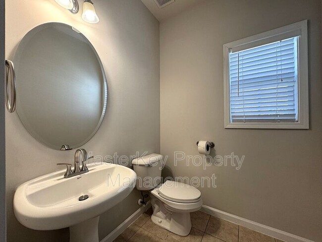 Foto del edificio - 204 Straywhite Ave