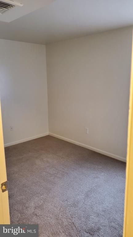 Foto del edificio - 2712 Lisburn Rd