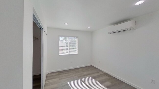 Building Photo - Brand New 2 Bedroom 1 Bathroom ADU Located...
