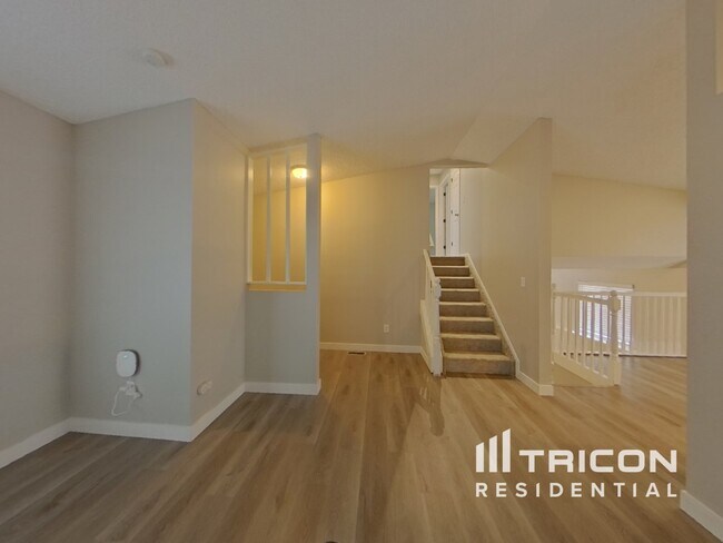 Foto del edificio - 7040 Nettlewood Pl