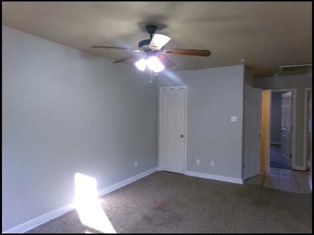 Building Photo - 266 Glenna Ln