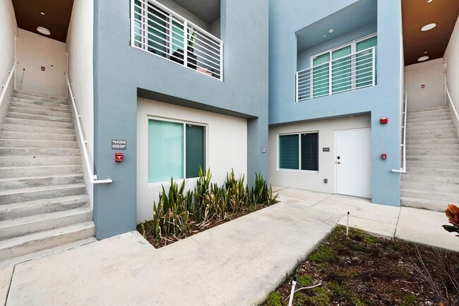 Photo - 2505 NE 193rd St (Miami, FL) Apartment