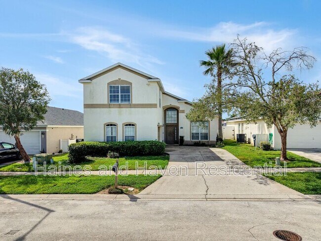 Foto del edificio - 323 Castlemain Cir