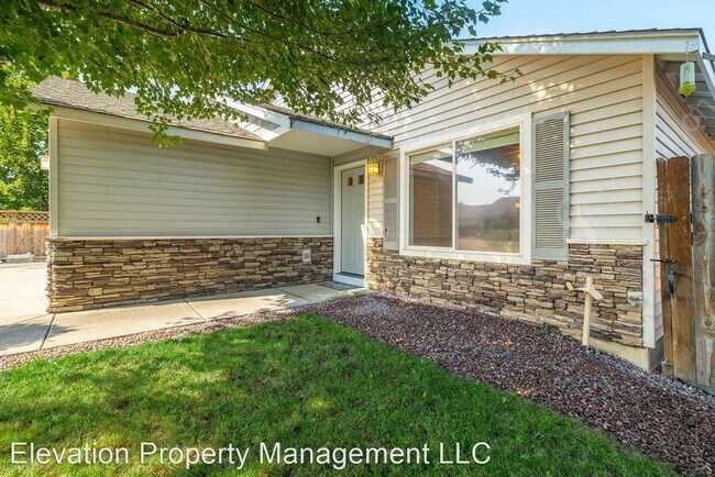 Building Photo - 3 br, 2 bath House - 2927 NW 8th Street