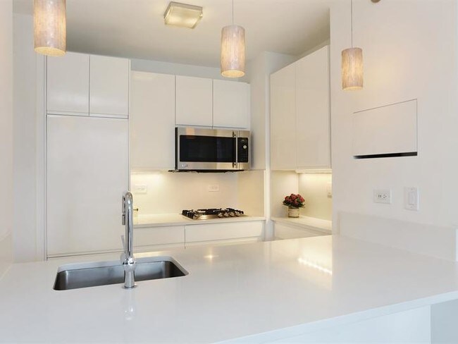 Foto del edificio - 43 W 70th St