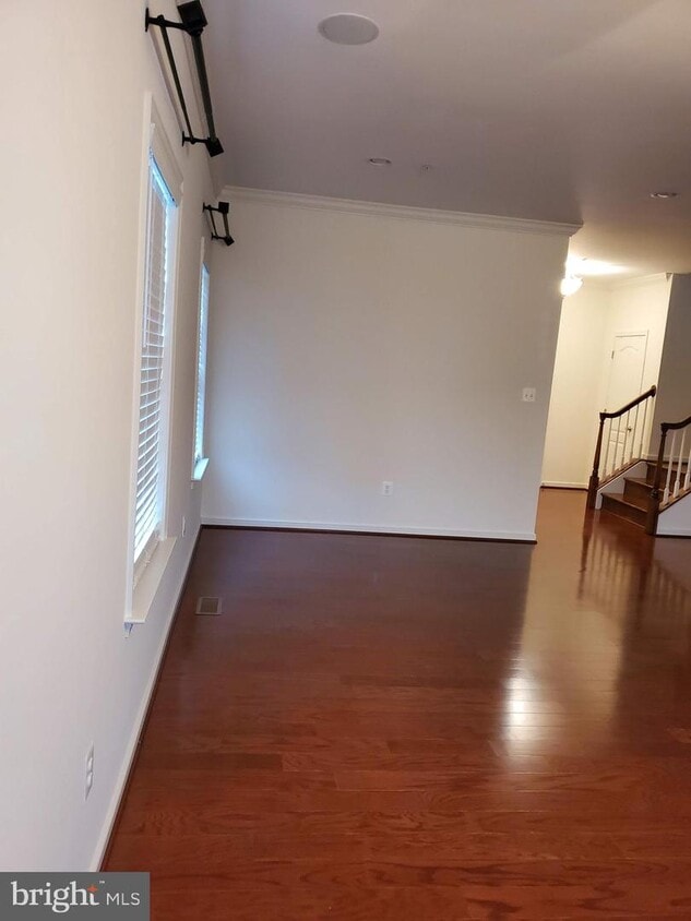Primary Photo - 2104 Witten Ct