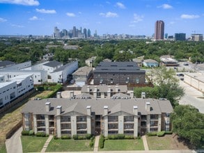 Building Photo - Bennett Place Apartments