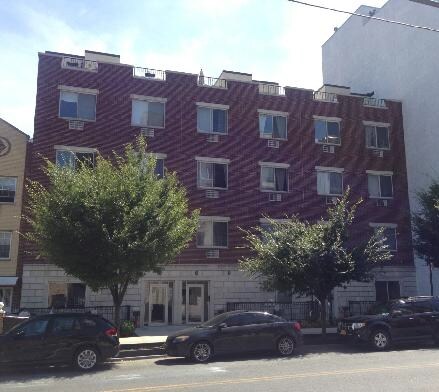 Primary Photo - 64-68 Maspeth Ave