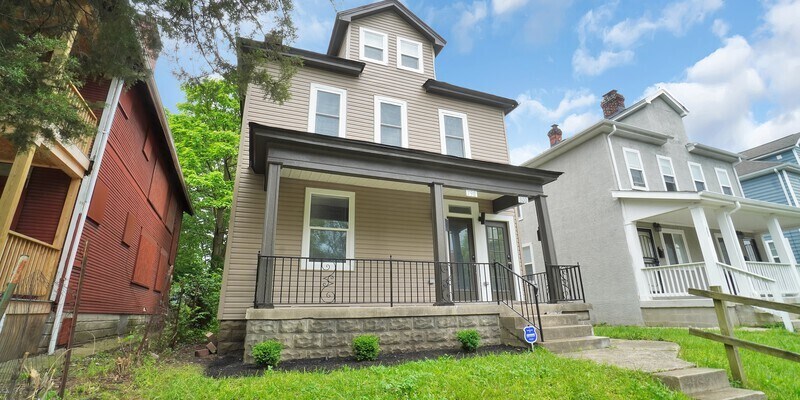 Primary Photo - Kelton Ave