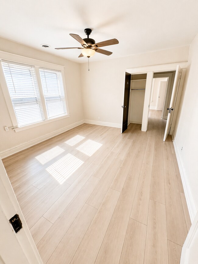 Foto del edificio - 7104 Tulane Ave