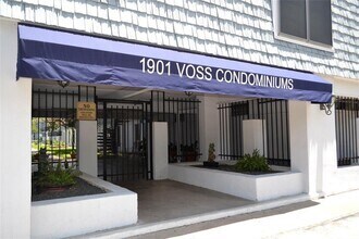 Building Photo - 1901 S Voss Rd