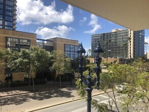 Building Photo - 1431 Pacific Hwy