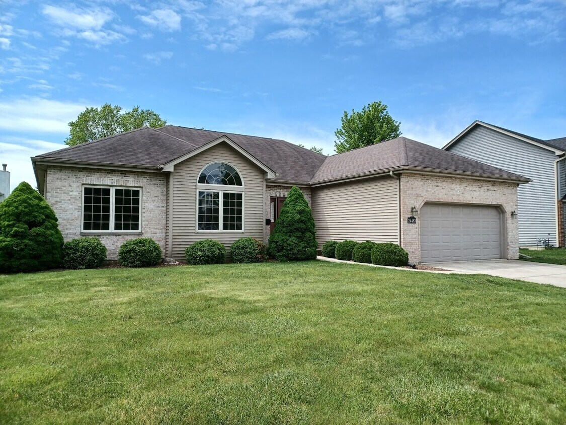 Foto principal - 24463 Tufton St