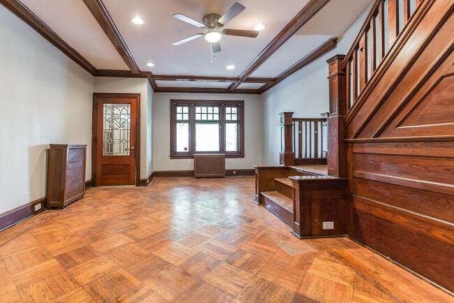 Foto del edificio - 5425 Cedar Ave