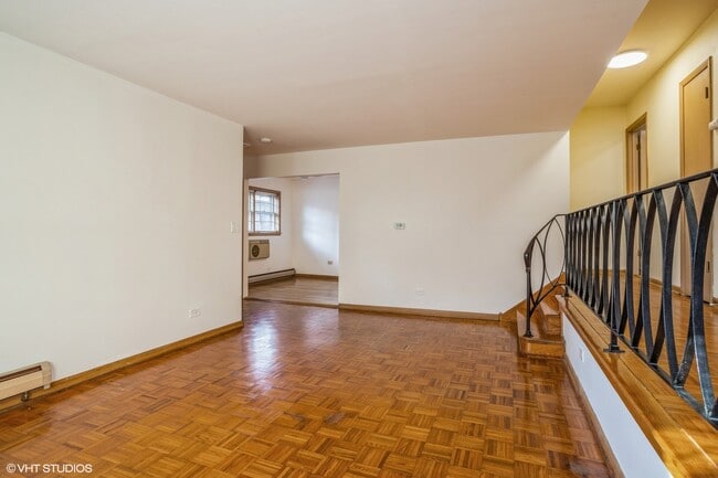 Building Photo - 1022 Arnold Ct
